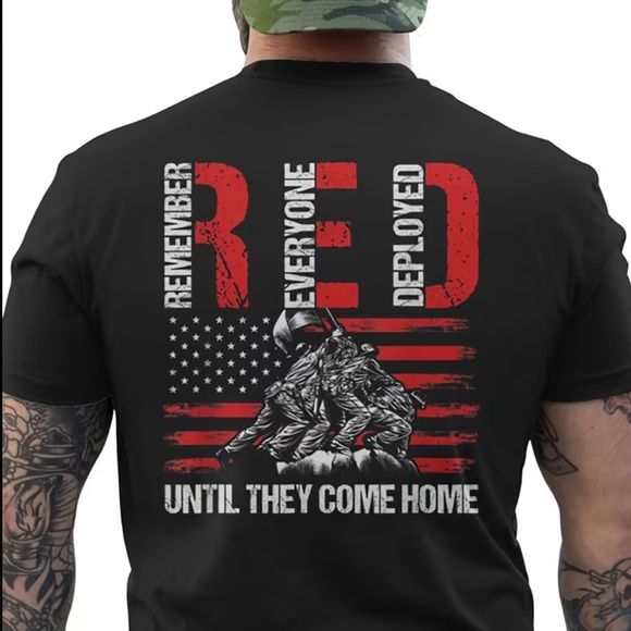 Remember Everyone Deployed Black Graphic T-Shirt Military Pride - Picture 2 of 4